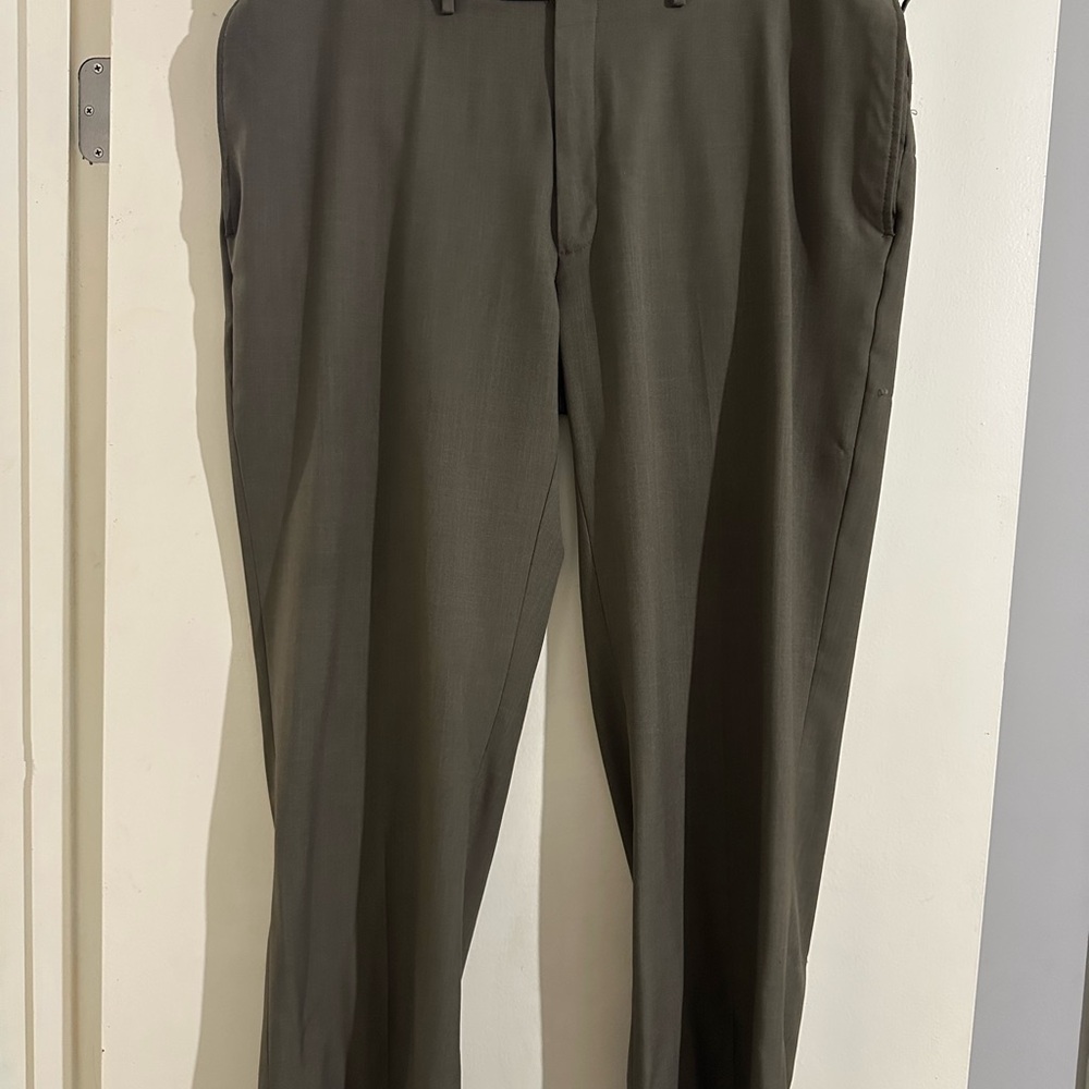 Haggar Classic Fit Trousers